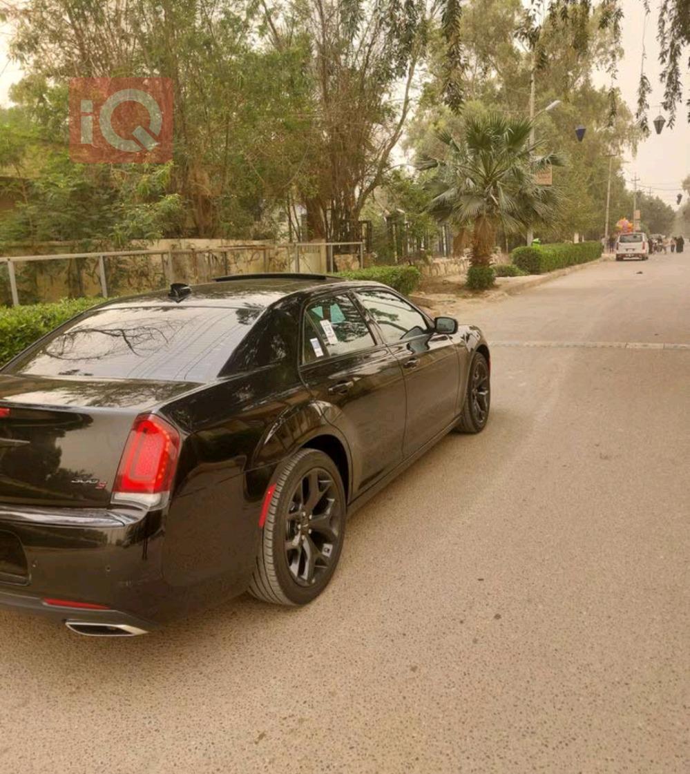 Chrysler 300